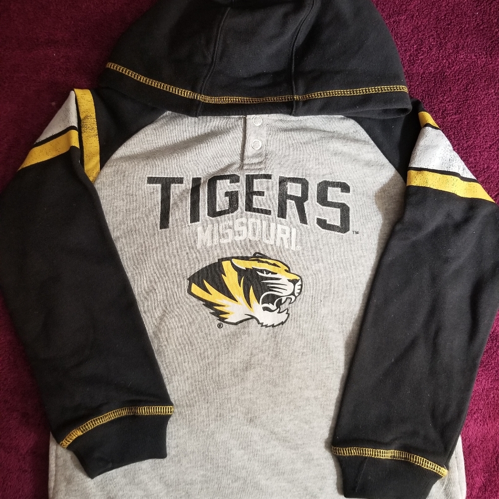 NCAA Missouri Tigers Youth Long Sleeve Hoodie.